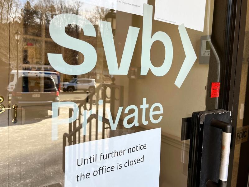 Silicon Valley Bank Implodes, Apple Launches A New Music Service, And Chatgpt Goes Enterprise