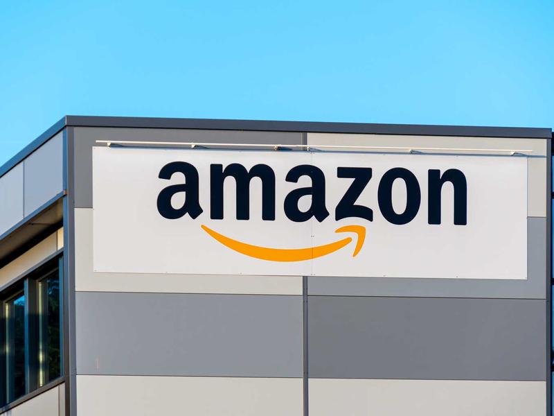 Amazon Mentioned Ai 0 Times During Earnings, But Here’s Why It’s Still A Buy (nasdaq:amzn)