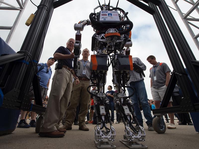 Miscalibration Of Trust In Human Machine Teaming