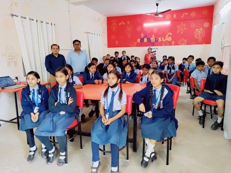 This School In Chhattisgarh’s Capital Will Teach Robotics, Ai To Students