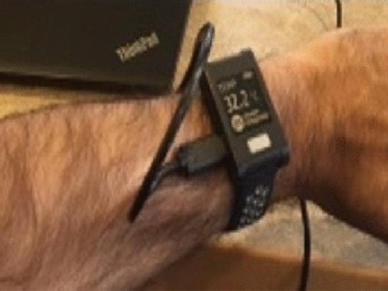 Optimizing The Input Feature Sets And Machine Learning Algorithms For Reliable And Accurate Estimation Of Continuous, Cuffless Blood Pressure