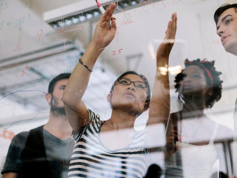 Council Post: Embracing Novel Management Styles In The Hybrid Intelligence Era