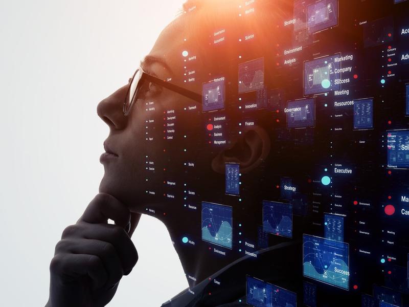 Can Ai Outshine Human Experts In Reviewing Scientific Papers?