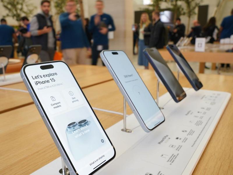 Apple Finalising Deal With Openai To Put Chatgpt On Iphone
