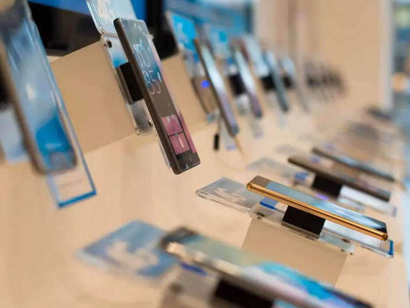 Oppo Sets Up Ai Centre In China, Rolled Out Over 100 Gen Ai Features On Phones This Year