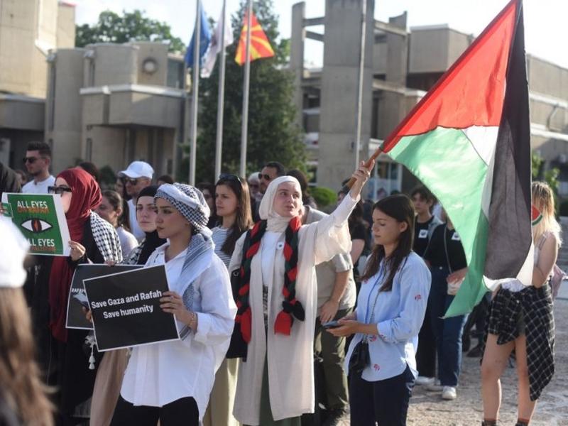 Stem Students, Young Workers Pledge Not To Work At Google And Amazon Until Project Nimbus Deal With Israel Is Dropped