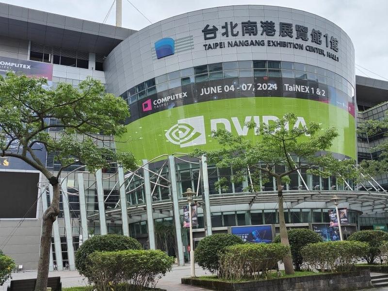 Nvidia Goes All-in On Ai Large And Small, Led By Rtx Ai Laptops