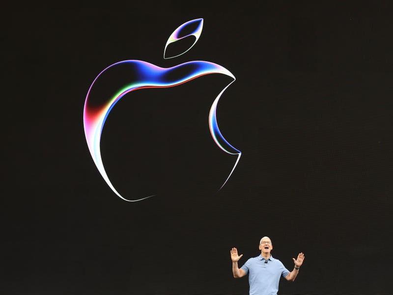 The Wiretap: Apple’s Ai Announcement Promises Big Security Boosts-not Everyone Is Convinced
