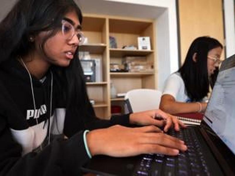 Tucson Summer Camp Teaches Girls To Be Stem Leaders