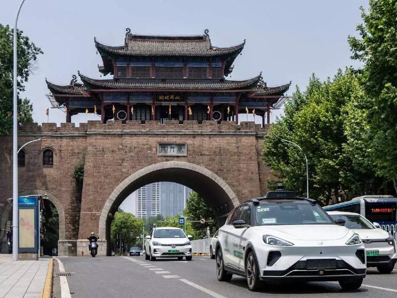 Autonomous Experiment: China Testing More Driverless Cars Than Any Country
