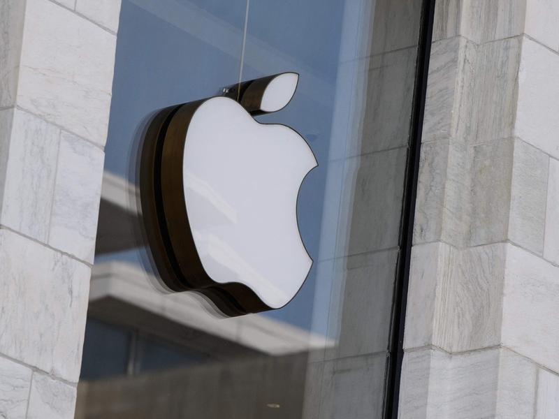 Apple May Soon Launch A Device With Thin Robotic Arm: Here’s What Everything We Know So Far